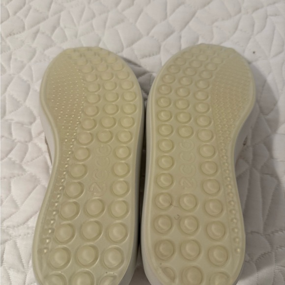 Ecco shoes - Picture 4 of 5